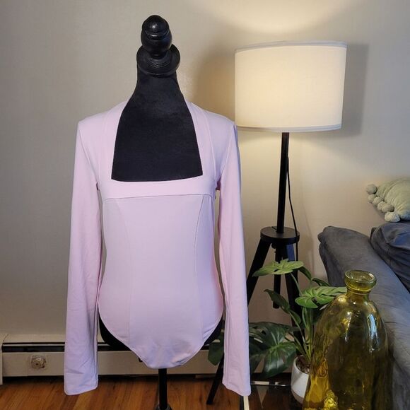 Free People Blush Pink Bodysuit Elegant Pink Long Sleeve Square Neck Size Medium - Picture 8 of 11